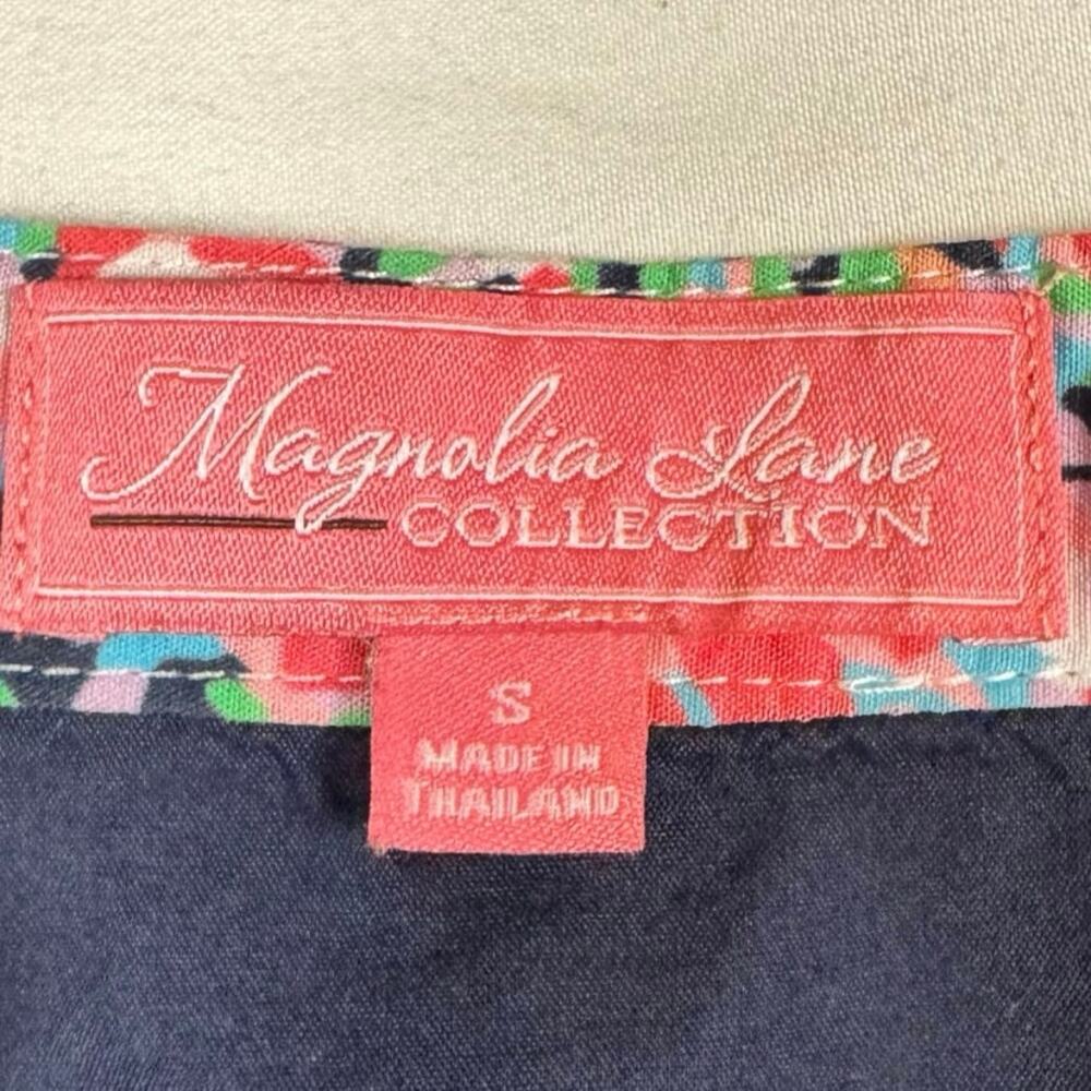 Magnolia Lane Women’s S Masters Golf Popover Navy Floral Trim Lightweight EUC - Picture 3 of 9